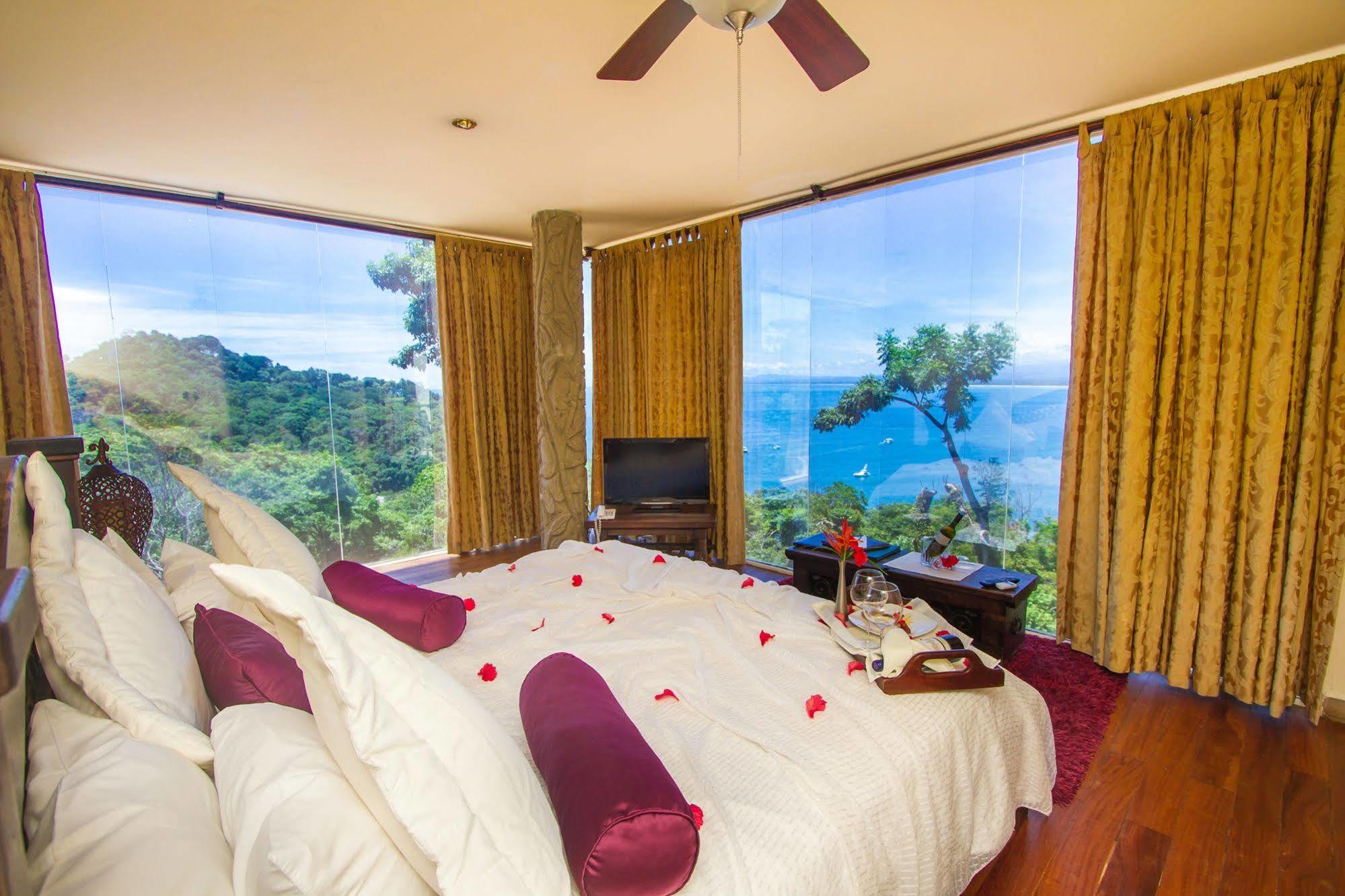 Issimo Suites Boutique Hotel & Spa - Adults Only Nationalpark Nationalpark Manuel Antonio Exterior foto
